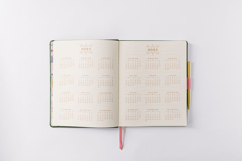 2025 Banner Agenda 17-Month Weekly Vegan Leather Bound Planner