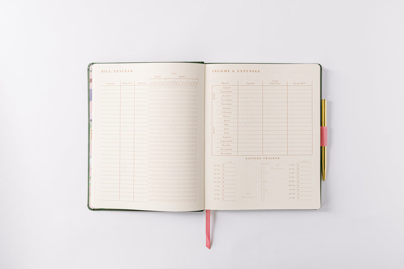 2025 Banner Agenda 17-Month Weekly Vegan Leather Bound Planner